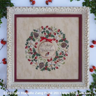 ref A71 - Robin's Christmas Wreath